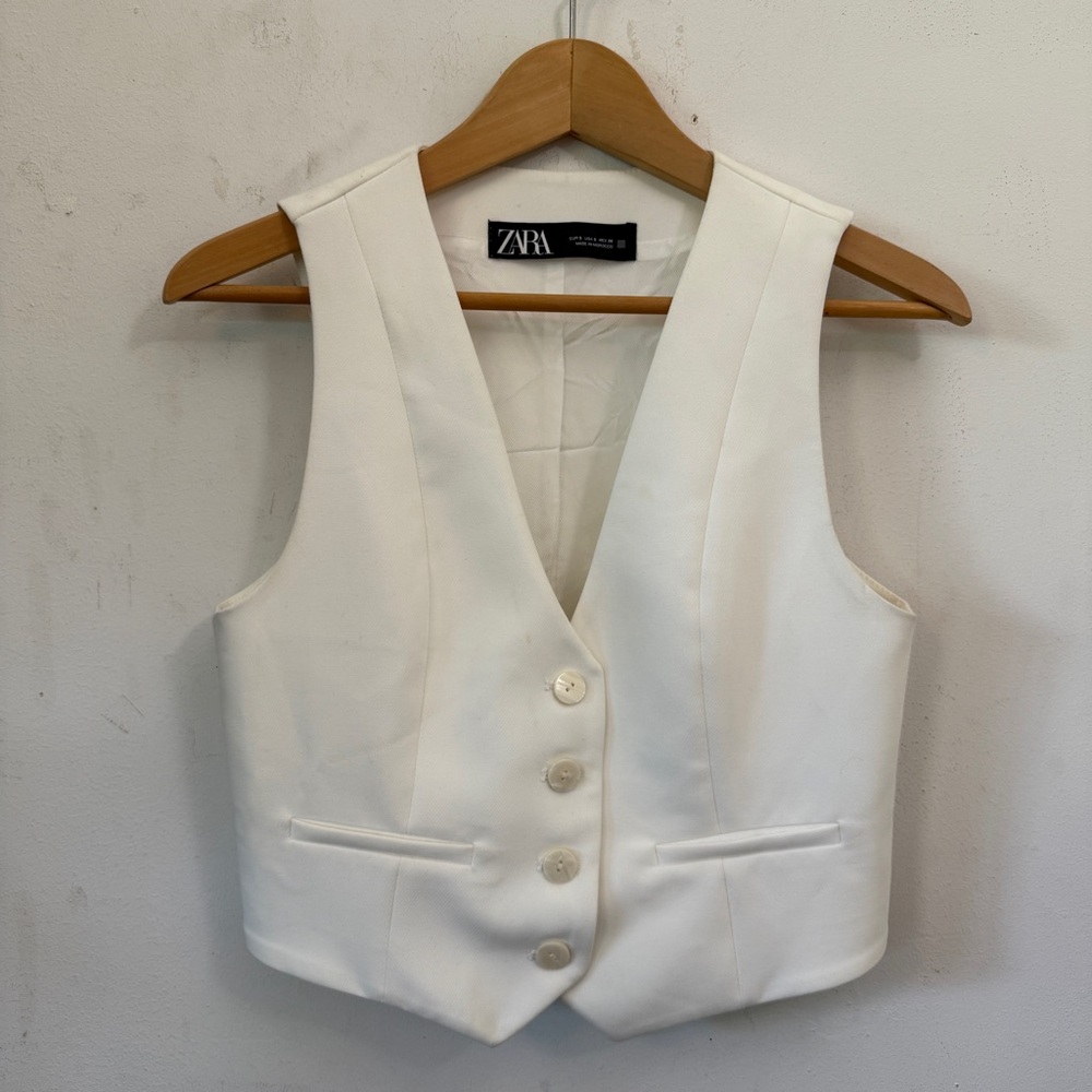 Zara Ivory Sleeveless Vest S